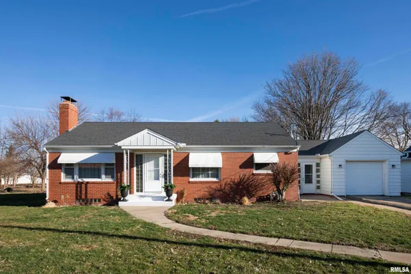 $130,000 | 111 East Ames Street, Yates City, IL 61572