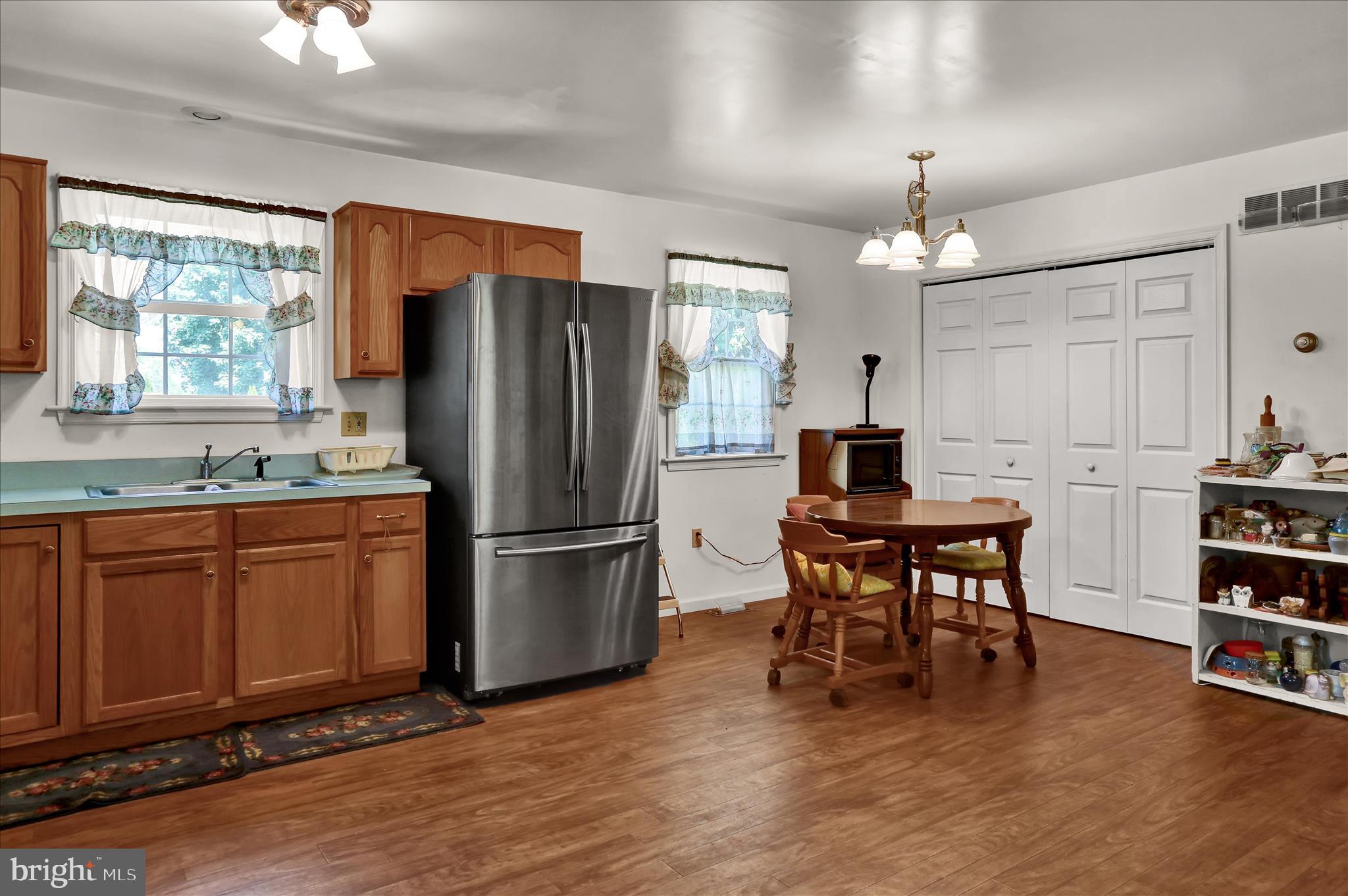 359 Gibraltar Road Reading, PA 19606 - Photo 6 of 31 Kitchen/Dining Area