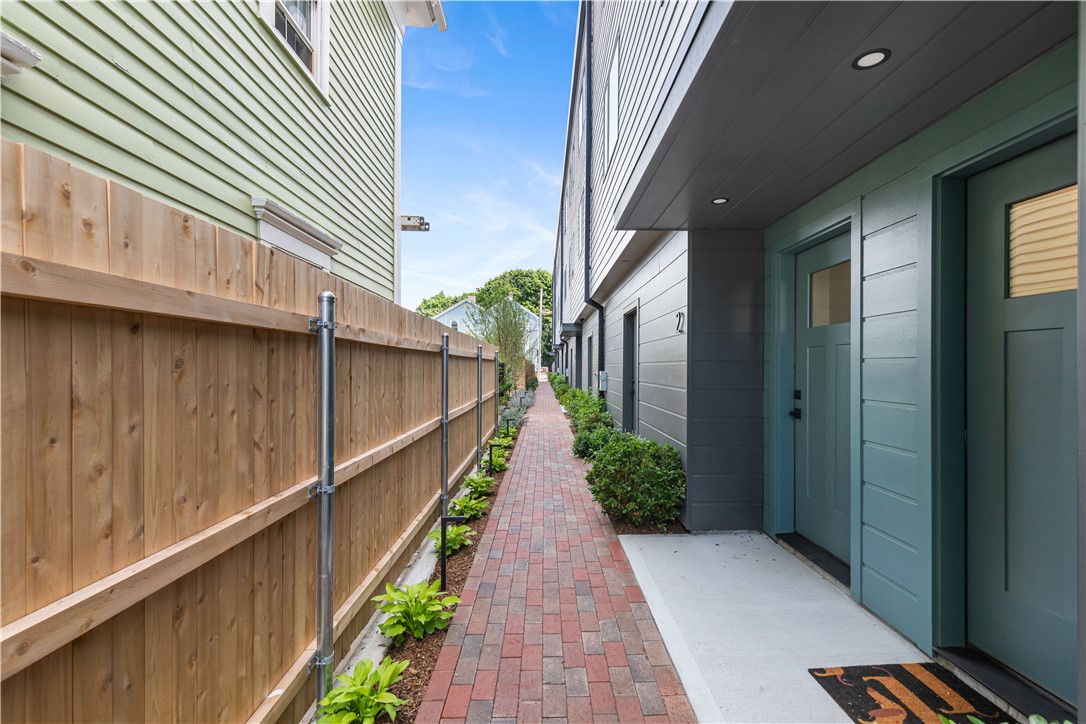 59 Warren Street, Unit 2 Providence, RI 02907 - Photo 2 of 50