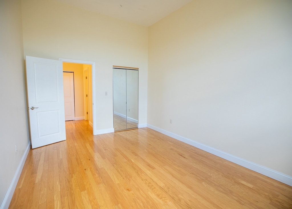 16 Balmoral Street, Unit 417 Andover, MA 01810 - Photo 16 of 20