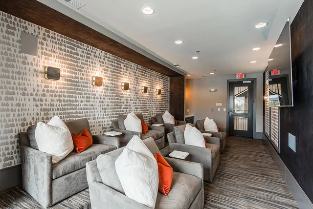 $2,311 | 1930 Kingsley Drive, Unit 6103, Pearland, TX 77584