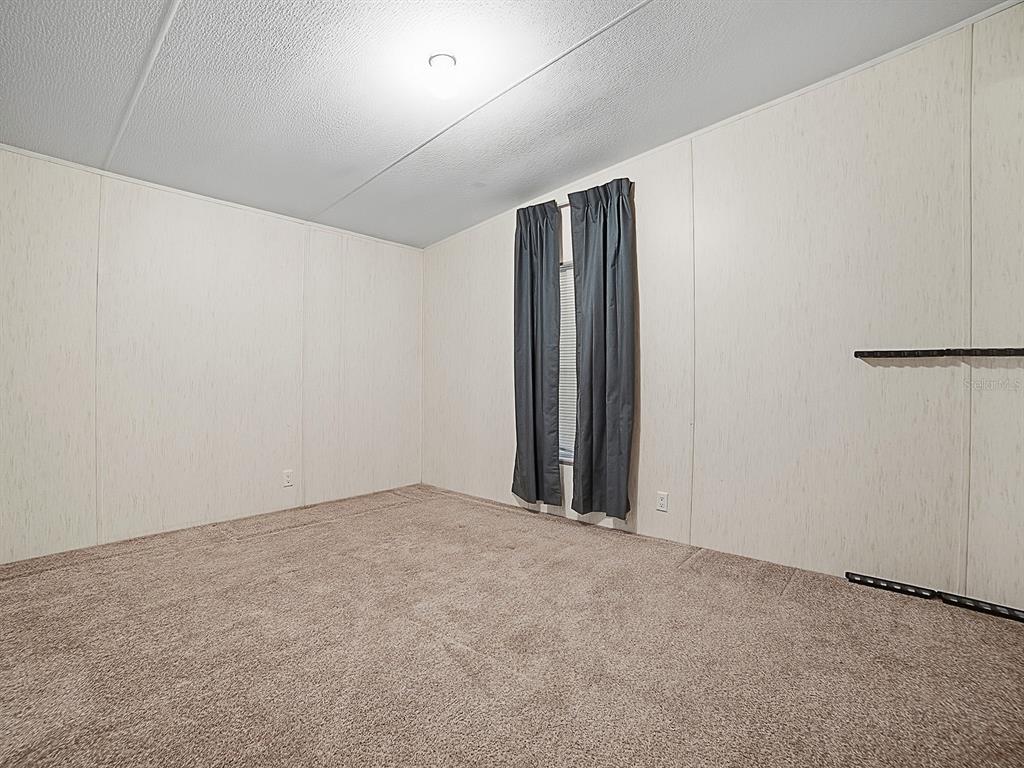 15875 Northeast 148th Terrace Road Fort McCoy, FL 32134 - Photo 17 of 46 Gallery Image 17