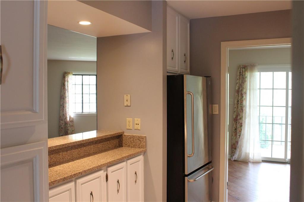 2129 Rome Drive, Unit B Indianapolis, IN 46228 - Photo 8 of 17 Gallery Image 8