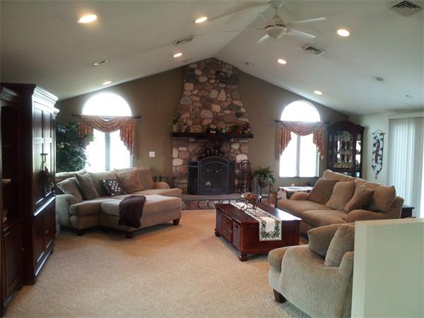 112 Alsada Road Swansea, MA 02777 - Photo 3 of 9 Gallery Image 3