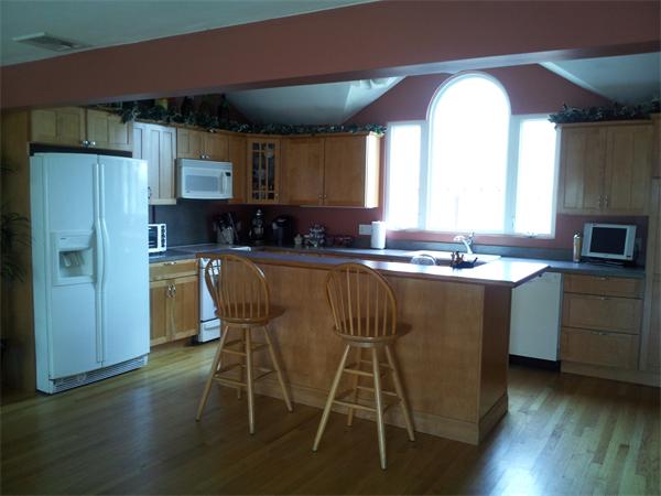 112 Alsada Road Swansea, MA 02777 - Photo 4 of 9 Gallery Image 4