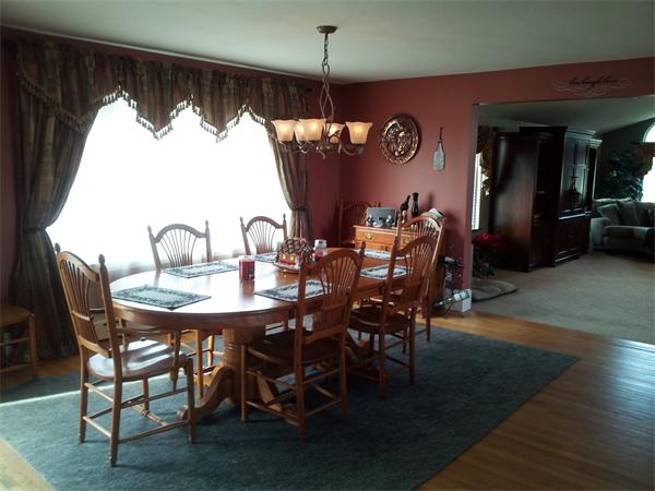 112 Alsada Road Swansea, MA 02777 - Photo 5 of 9 Gallery Image 5