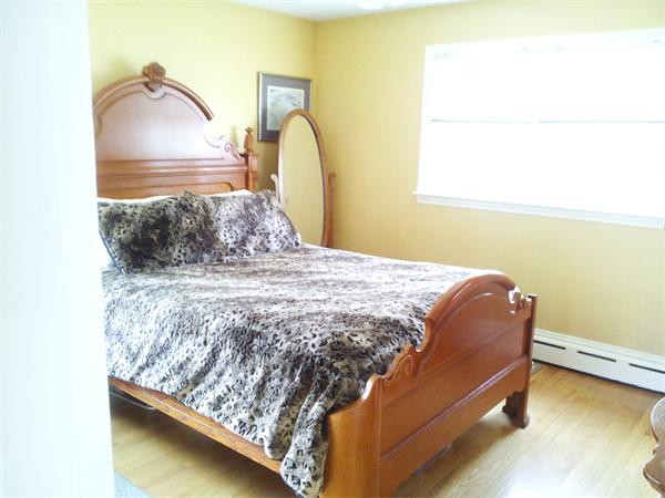 112 Alsada Road Swansea, MA 02777 - Photo 8 of 9 Gallery Image 8