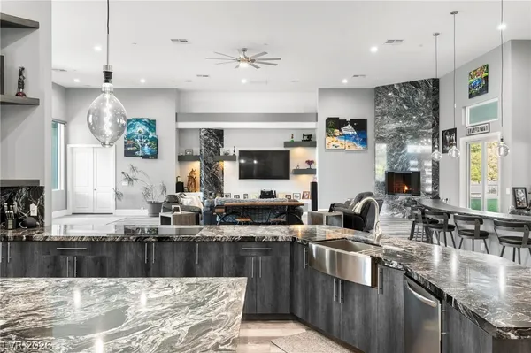 $5,100,000 | 6731 Via Provenza Avenue, Las Vegas, NV 89131