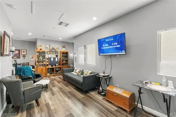 $5,100,000 | 6731 Via Provenza Avenue, Las Vegas, NV 89131