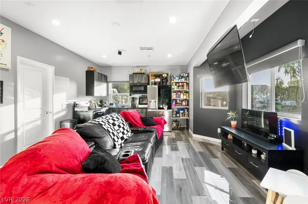 $5,100,000 | 6731 Via Provenza Avenue, Las Vegas, NV 89131