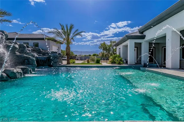 $5,100,000 | 6731 Via Provenza Avenue, Las Vegas, NV 89131