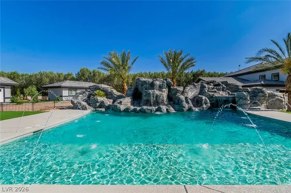$5,100,000 | 6731 Via Provenza Avenue, Las Vegas, NV 89131