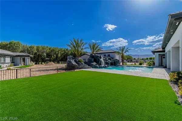 $5,100,000 | 6731 Via Provenza Avenue, Las Vegas, NV 89131