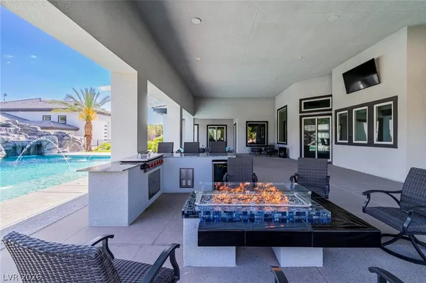 $5,100,000 | 6731 Via Provenza Avenue, Las Vegas, NV 89131