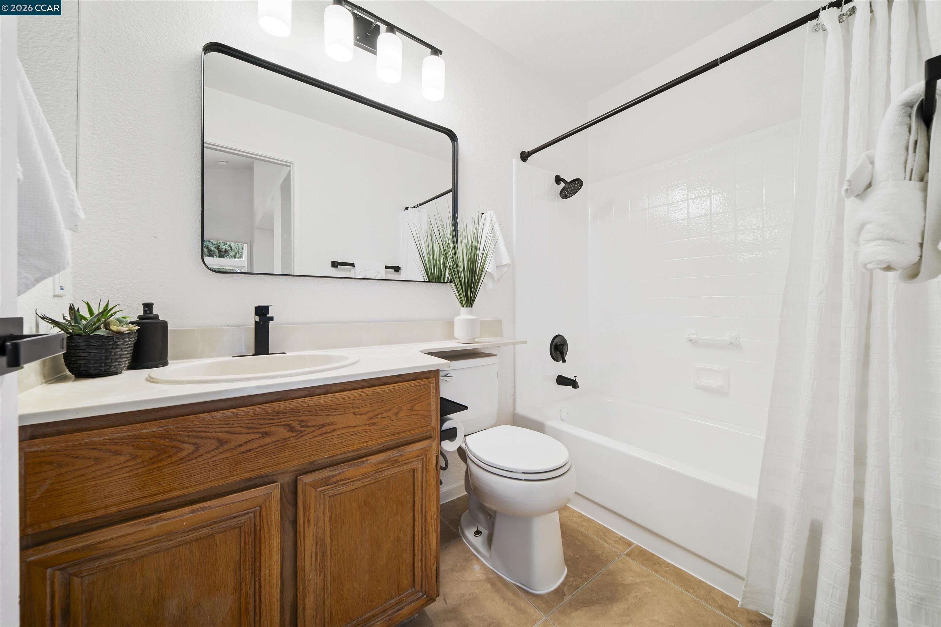 1191 Red Leaf Way Pittsburg, CA 94565 - Photo 18 of 34