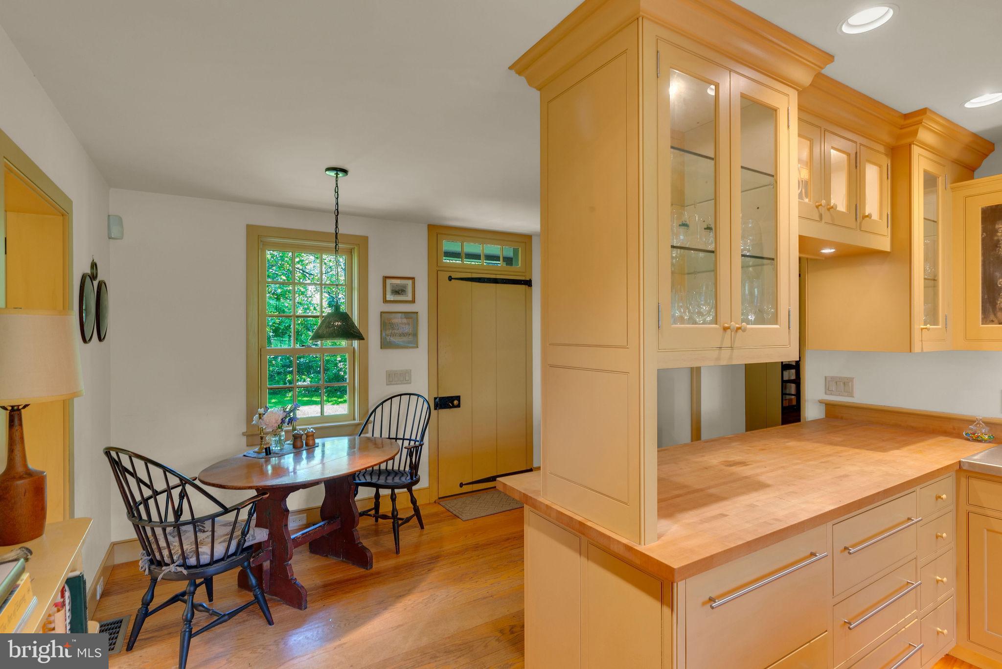 82 Tory Road Pipersville, PA 18947 - Photo 14 of 76 Breakfast area
