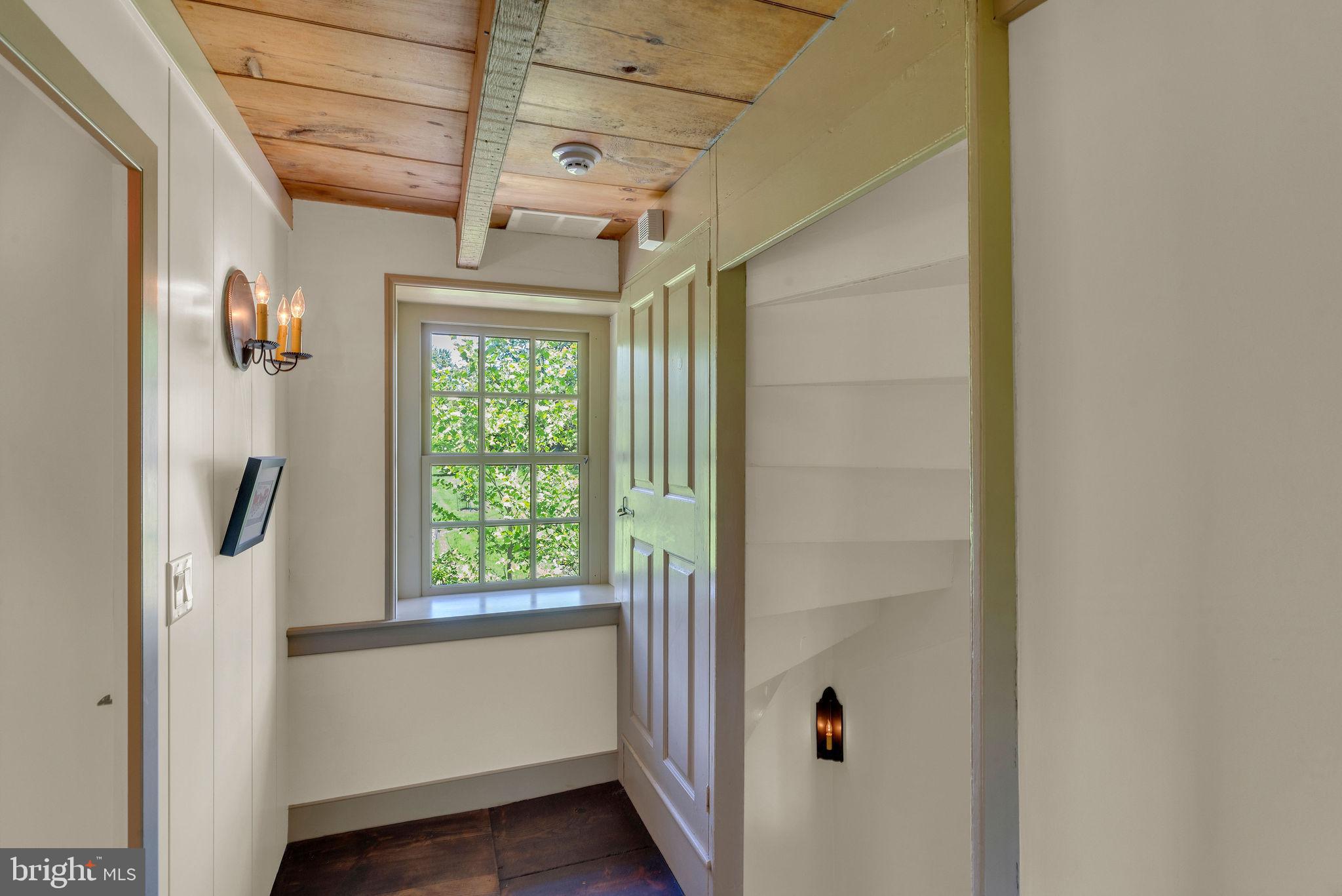 82 Tory Road Pipersville, PA 18947 - Photo 30 of 76 Pie-Stairs