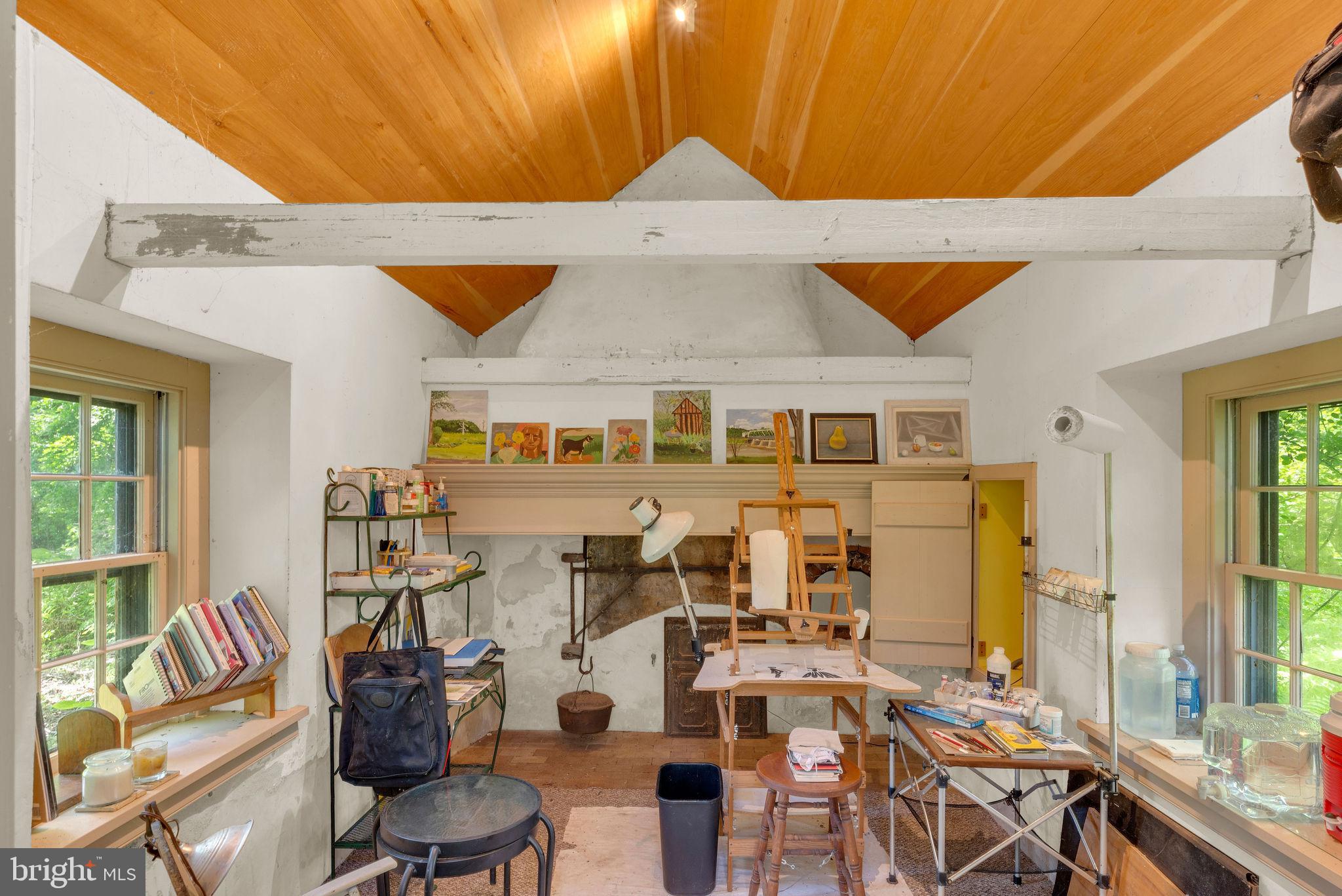 82 Tory Road Pipersville, PA 18947 - Photo 59 of 76 Summer Kitchen interior