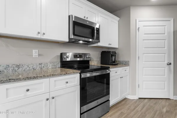 $345,900 | 8588 Palmetto Drive, Ocean Springs, MS 39564