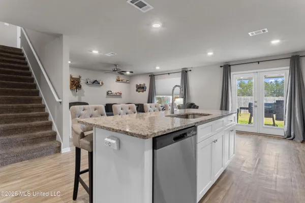 $345,900 | 8588 Palmetto Drive, Ocean Springs, MS 39564