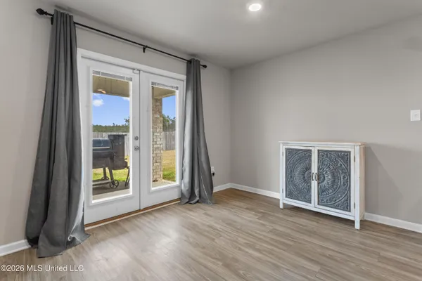 $345,900 | 8588 Palmetto Drive, Ocean Springs, MS 39564