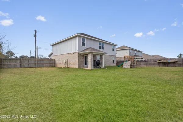$345,900 | 8588 Palmetto Drive, Ocean Springs, MS 39564