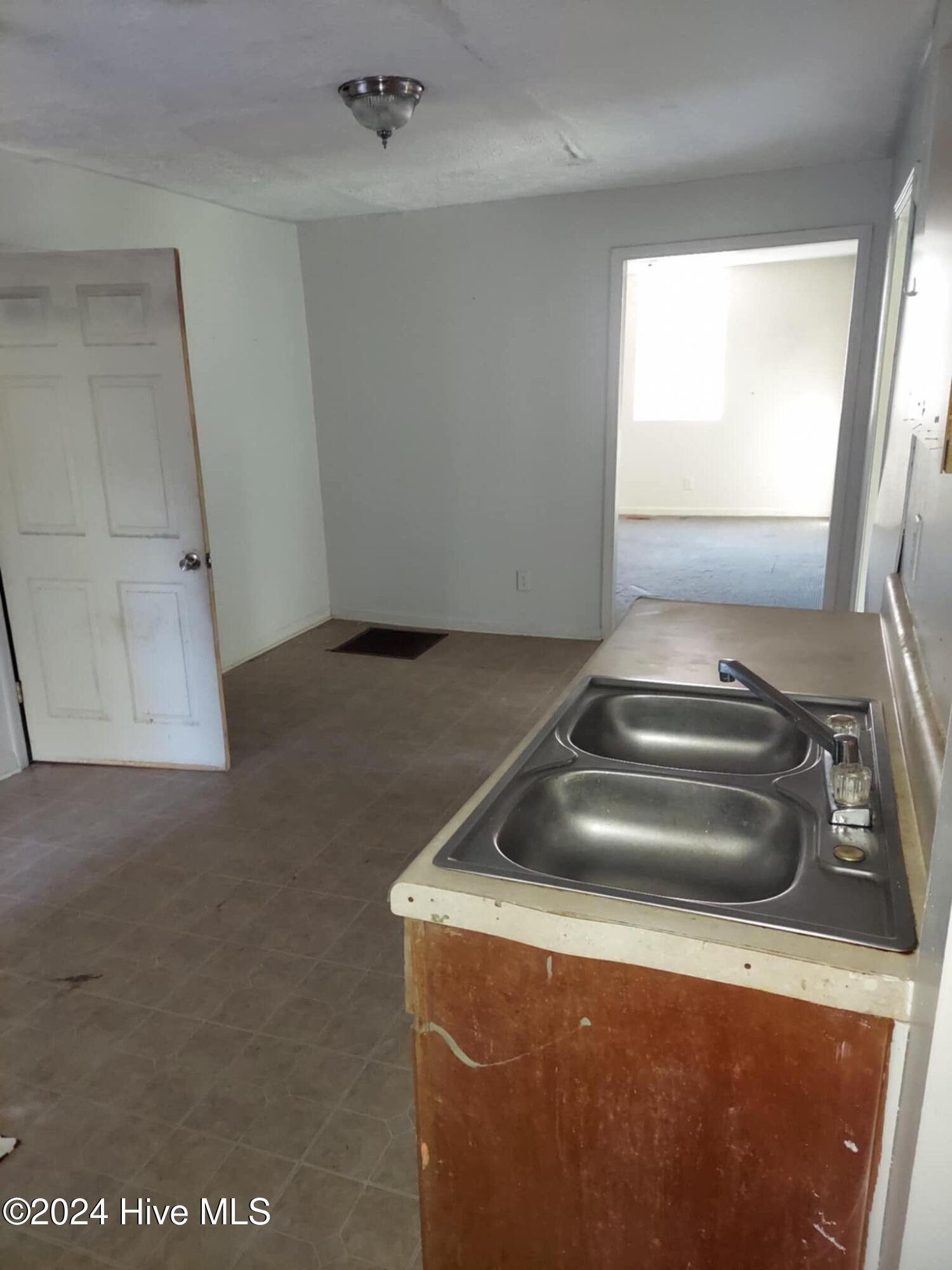 217 Robinson Street Rockingham, NC 28379 - Photo 18 of 28 UNIT C