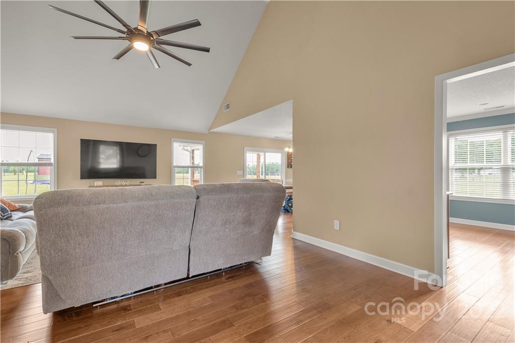 424 West Old Limestone Road Clover, SC 29710 - Photo 6 of 25 Gallery Image 6