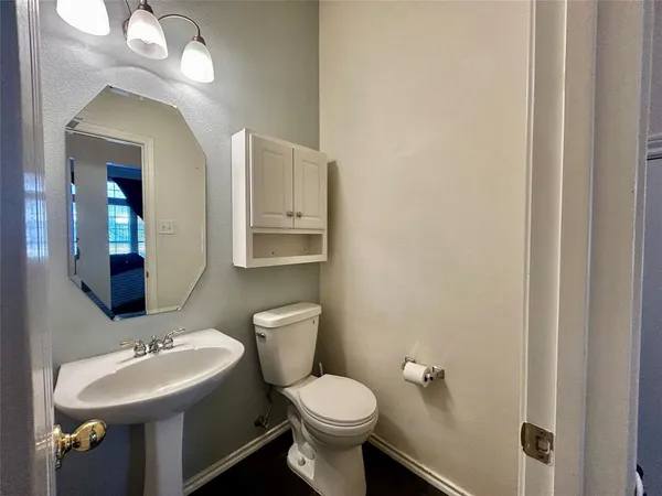 $2,450 | 7154 Tularosa Court, Fort Worth, TX 76137