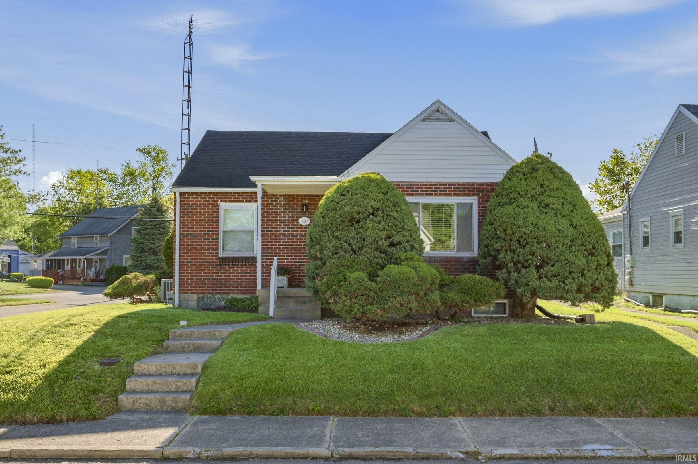 1202 South 23rd Street New Castle, IN 47362 - Photo 2 of 23