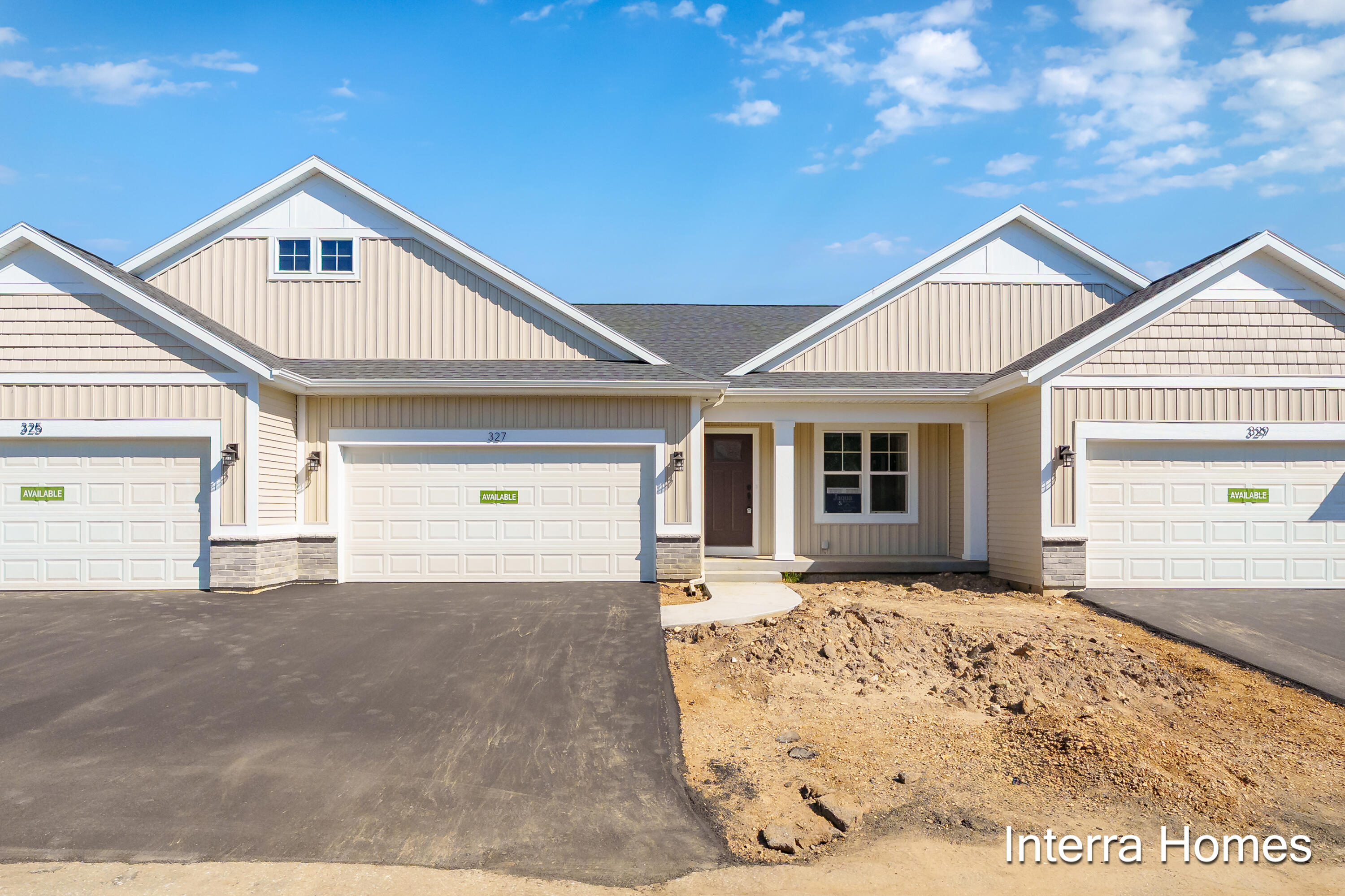 327 Round Hill Road Kalamazoo, MI 49009 - Photo 1 of 29 Round Hill Rd 327 Kalamazoo 49009-1