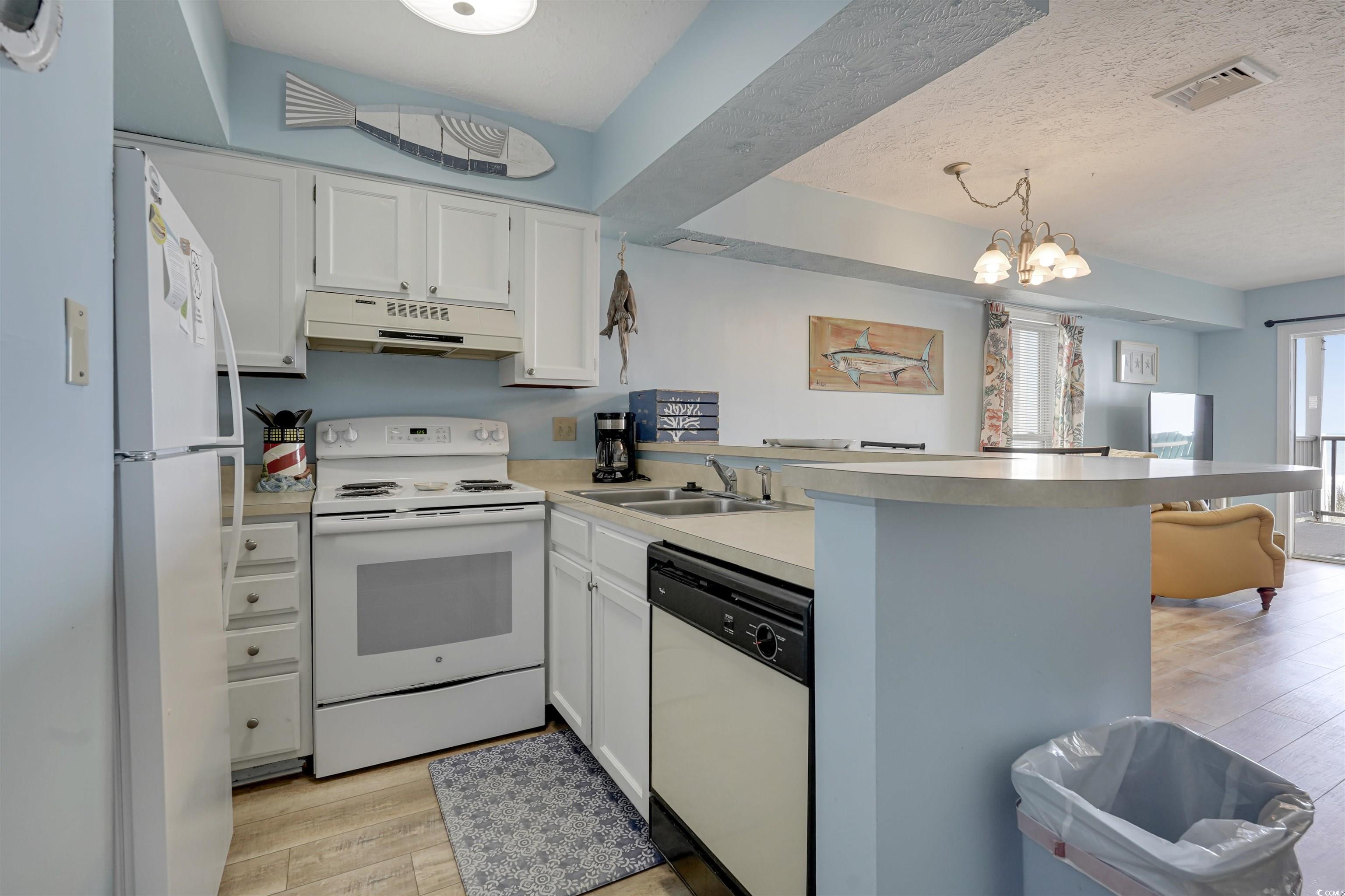 126 North Waccamaw Drive, Unit 101 Murrells Inlet, SC 29576 - Photo 8 of 28