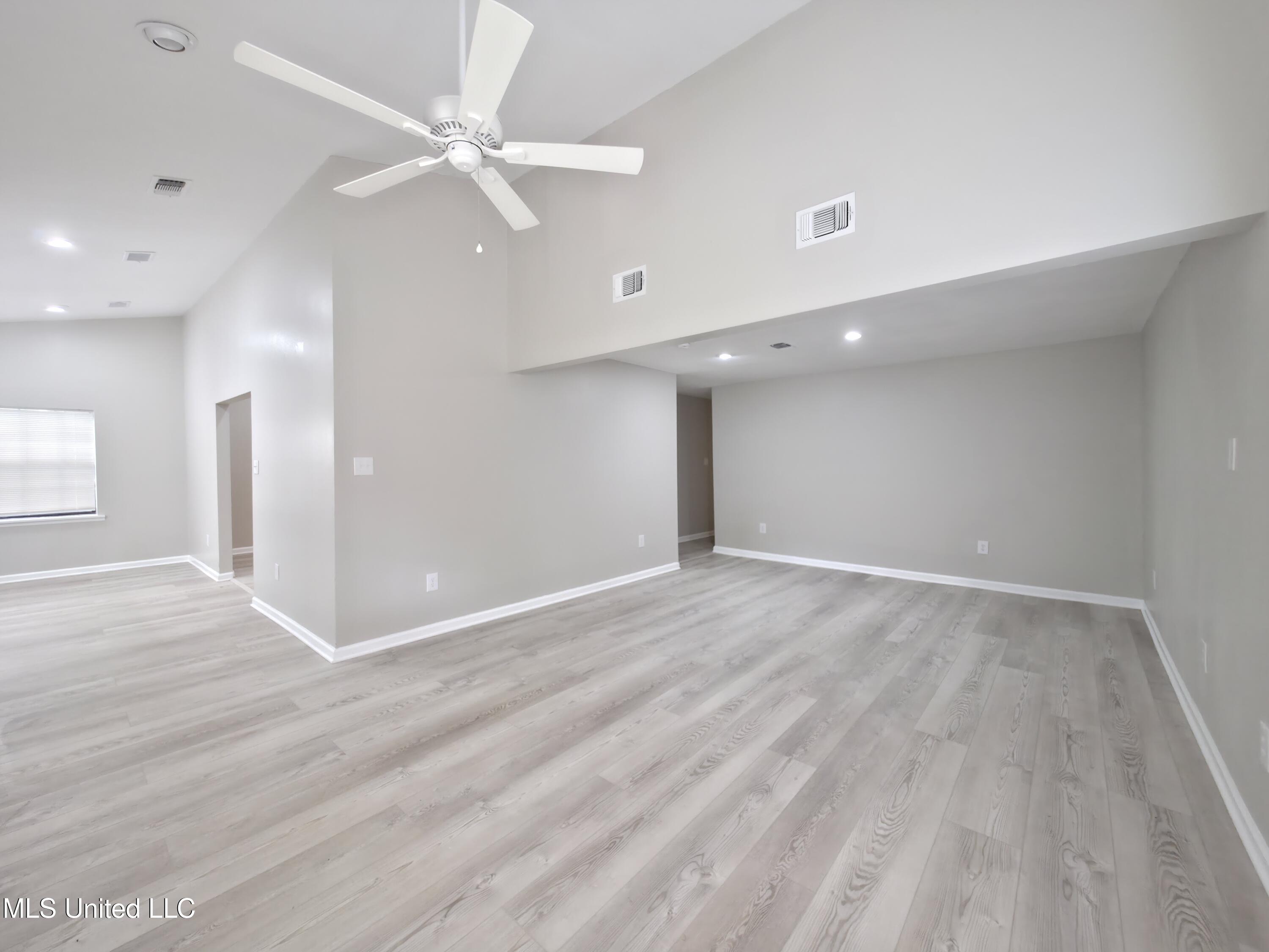 21478 Dye Road Saucier, MS 39574 - Photo 11 of 34 20260106_105813