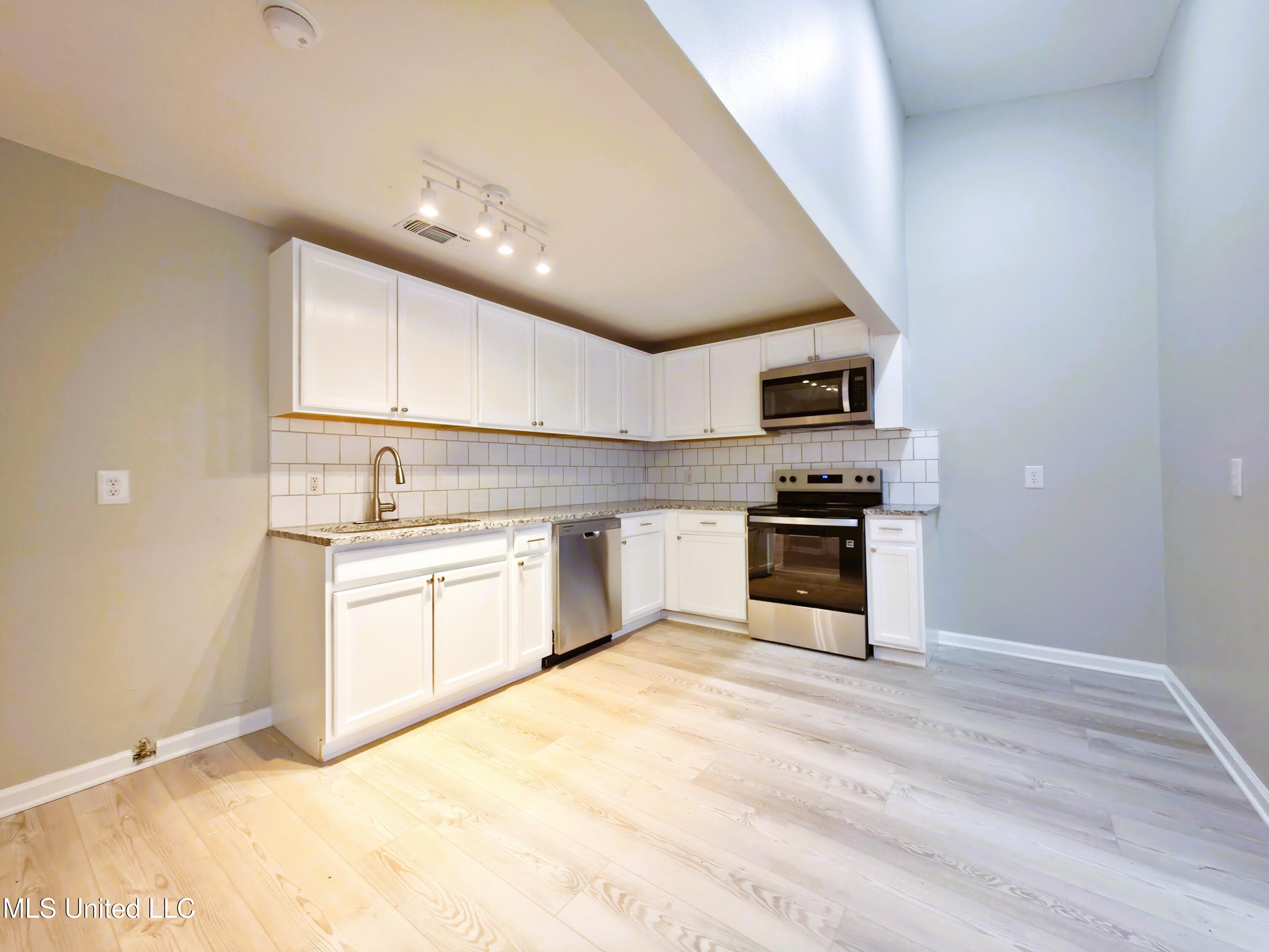 21478 Dye Road Saucier, MS 39574 - Photo 15 of 34 20260106_105939