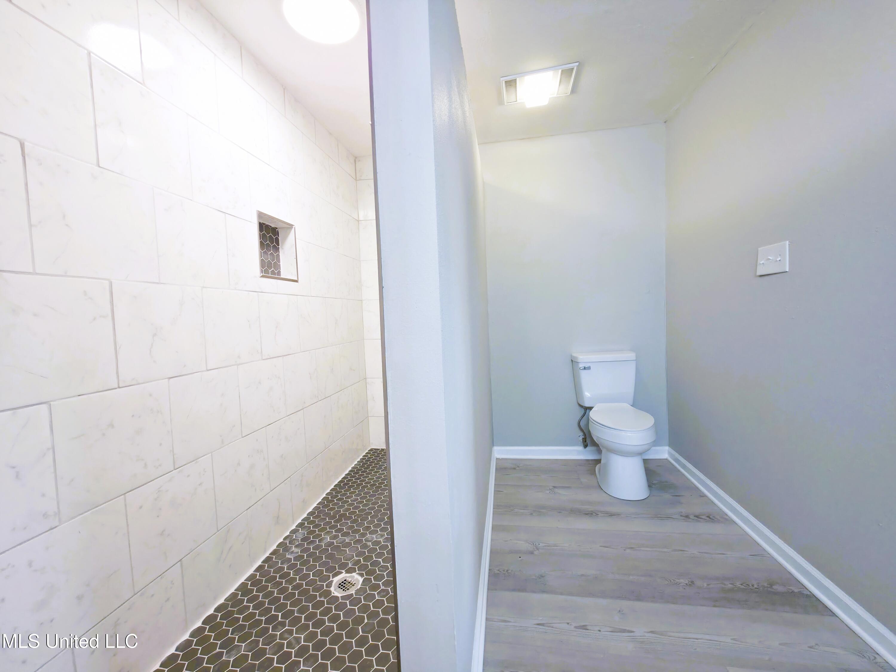 21478 Dye Road Saucier, MS 39574 - Photo 21 of 34 20260106_105400