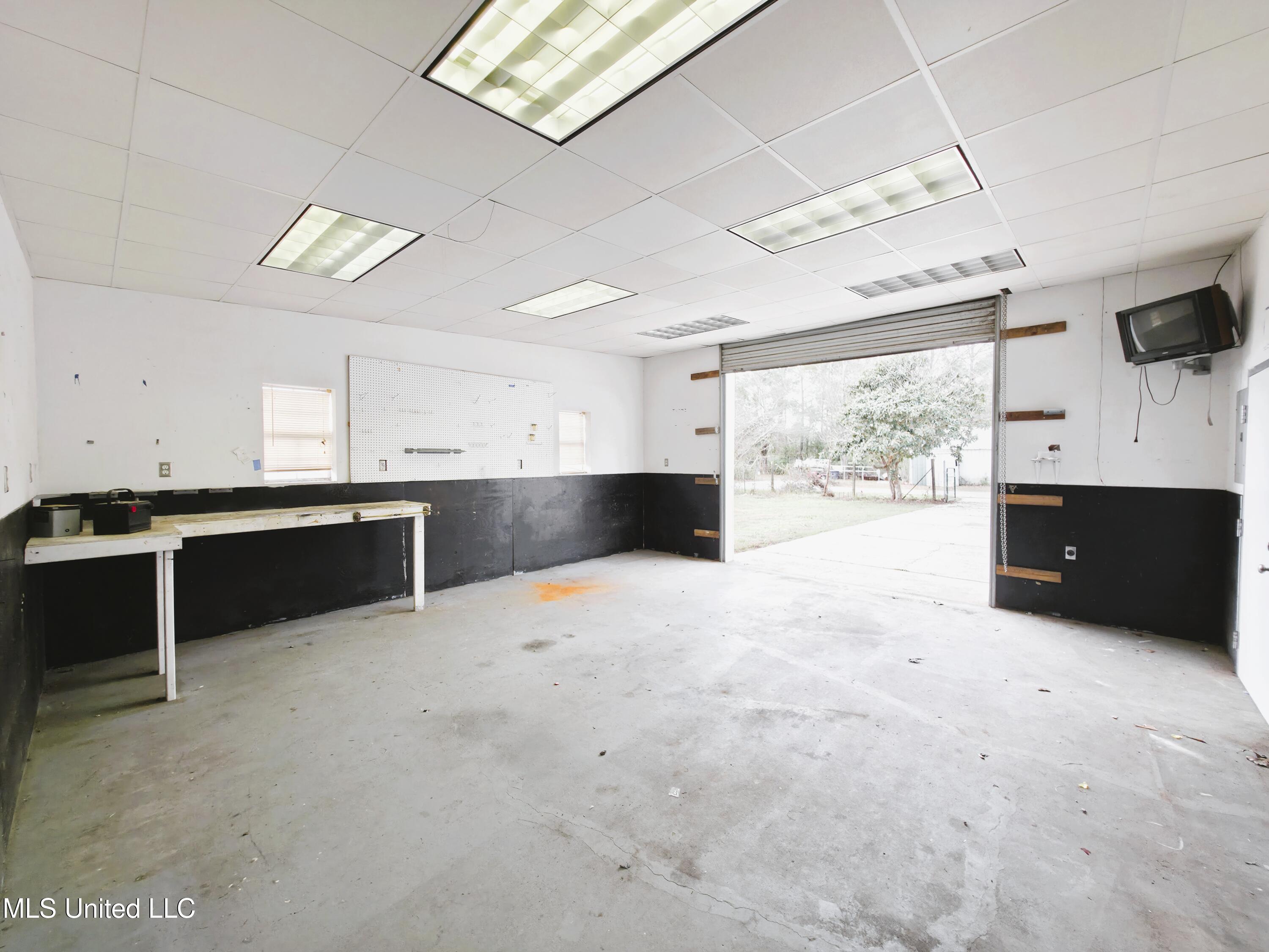 21478 Dye Road Saucier, MS 39574 - Photo 29 of 34 20260106_110658