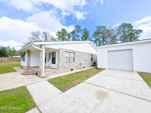 $229,900 | 21478 Dye Road, Saucier, MS 39574