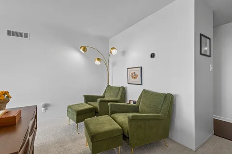 $308,000 | 2525 South Shore Drive, Unit 14C, Milwaukee, WI 53207