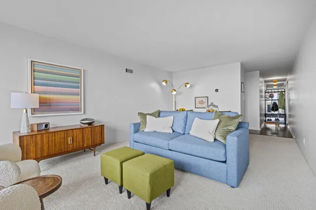 $308,000 | 2525 South Shore Drive, Unit 14C, Milwaukee, WI 53207