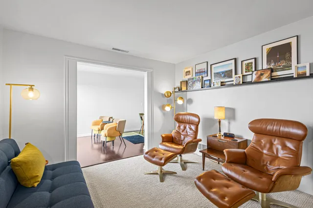 $308,000 | 2525 South Shore Drive, Unit 14C, Milwaukee, WI 53207