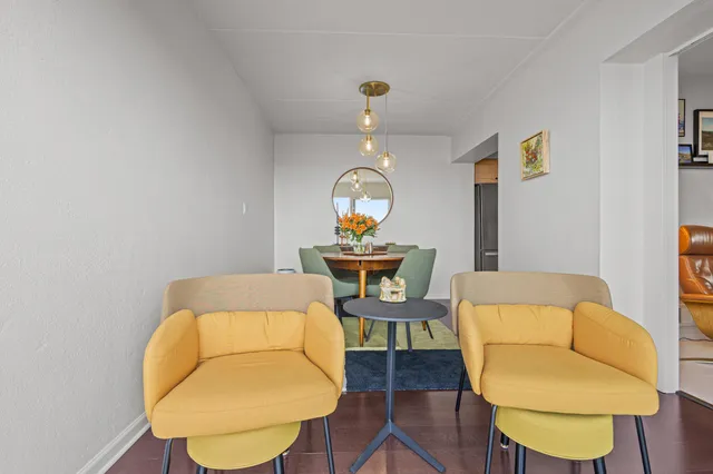 $308,000 | 2525 South Shore Drive, Unit 14C, Milwaukee, WI 53207