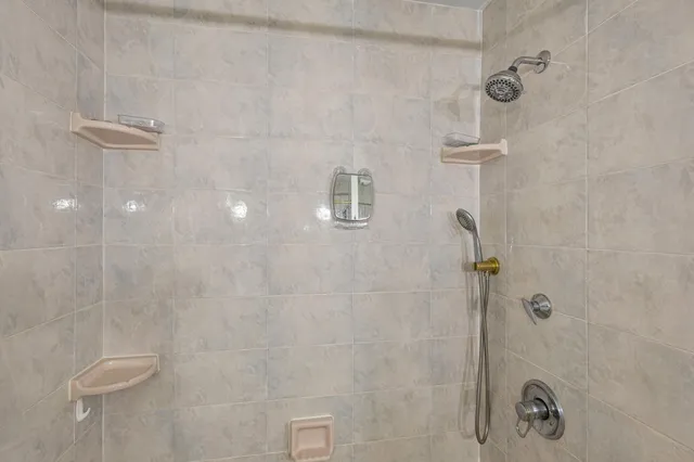 $308,000 | 2525 South Shore Drive, Unit 14C, Milwaukee, WI 53207