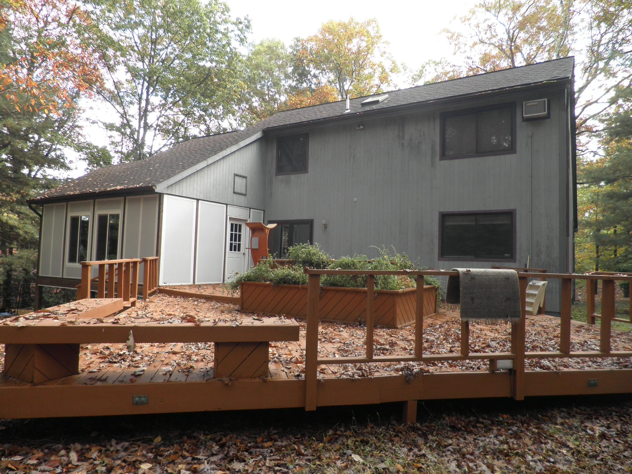 114 Pine Tree Road Shohola, PA 18458 - Photo 11 of 22 Gallery Image 11