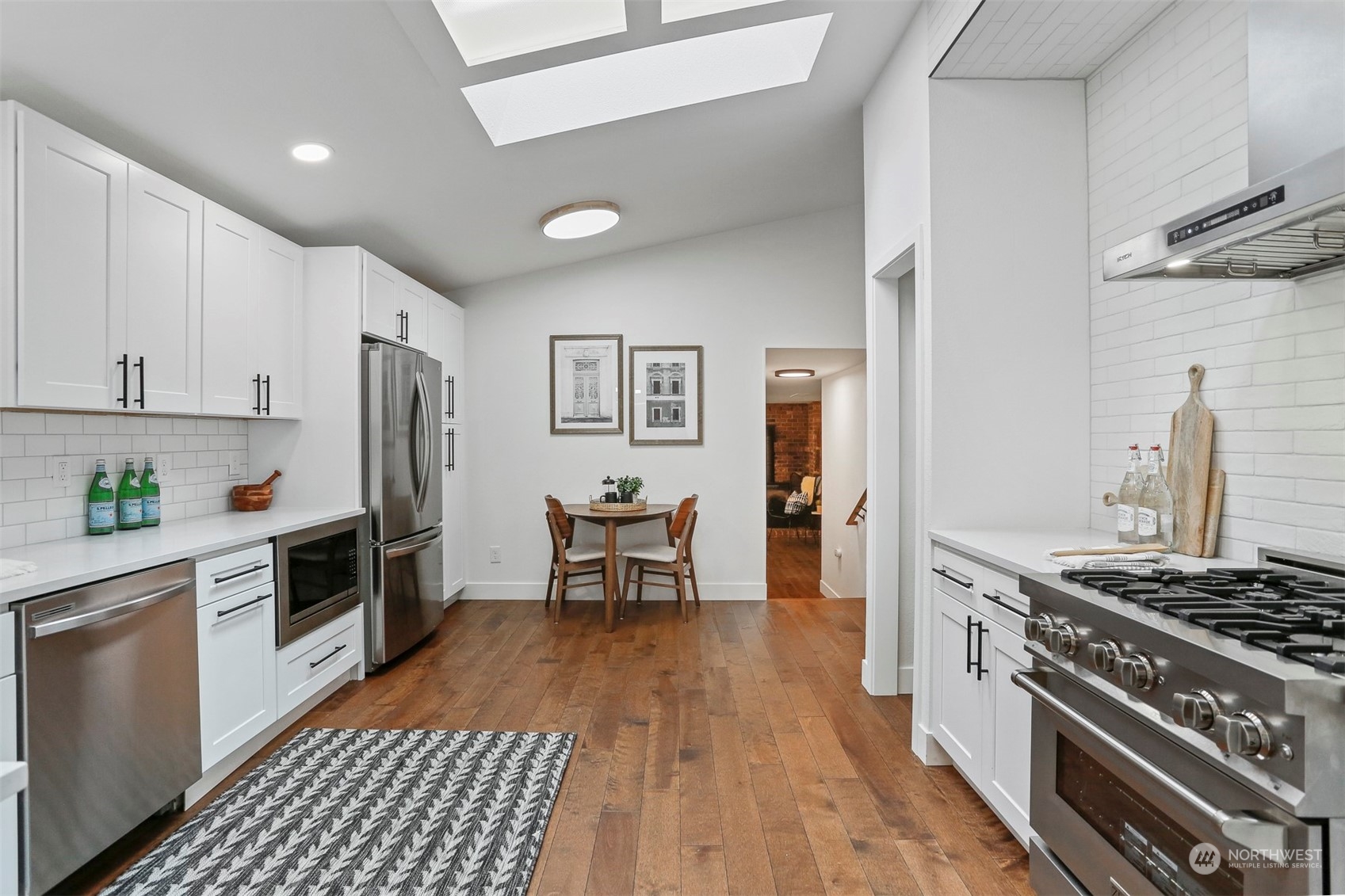 14308 165th Place Southeast Renton, WA 98059 - Photo 6 of 40 Gallery Image 6