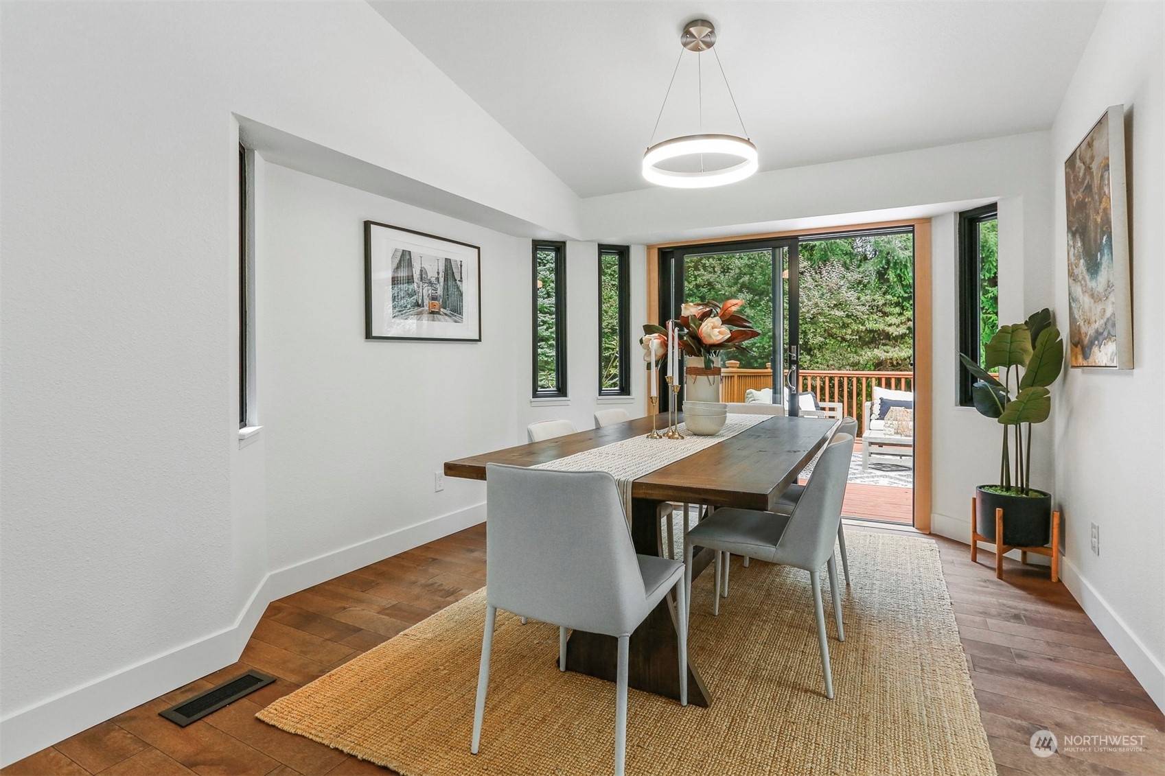 14308 165th Place Southeast Renton, WA 98059 - Photo 8 of 40 Gallery Image 8
