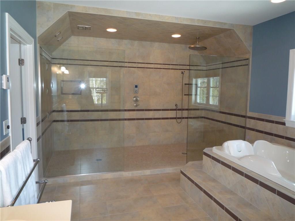 35 Deer Run Road Glenburn, ME 04401 - Photo 17 of 35 MBR with fabulous tiled bathroom - 2...