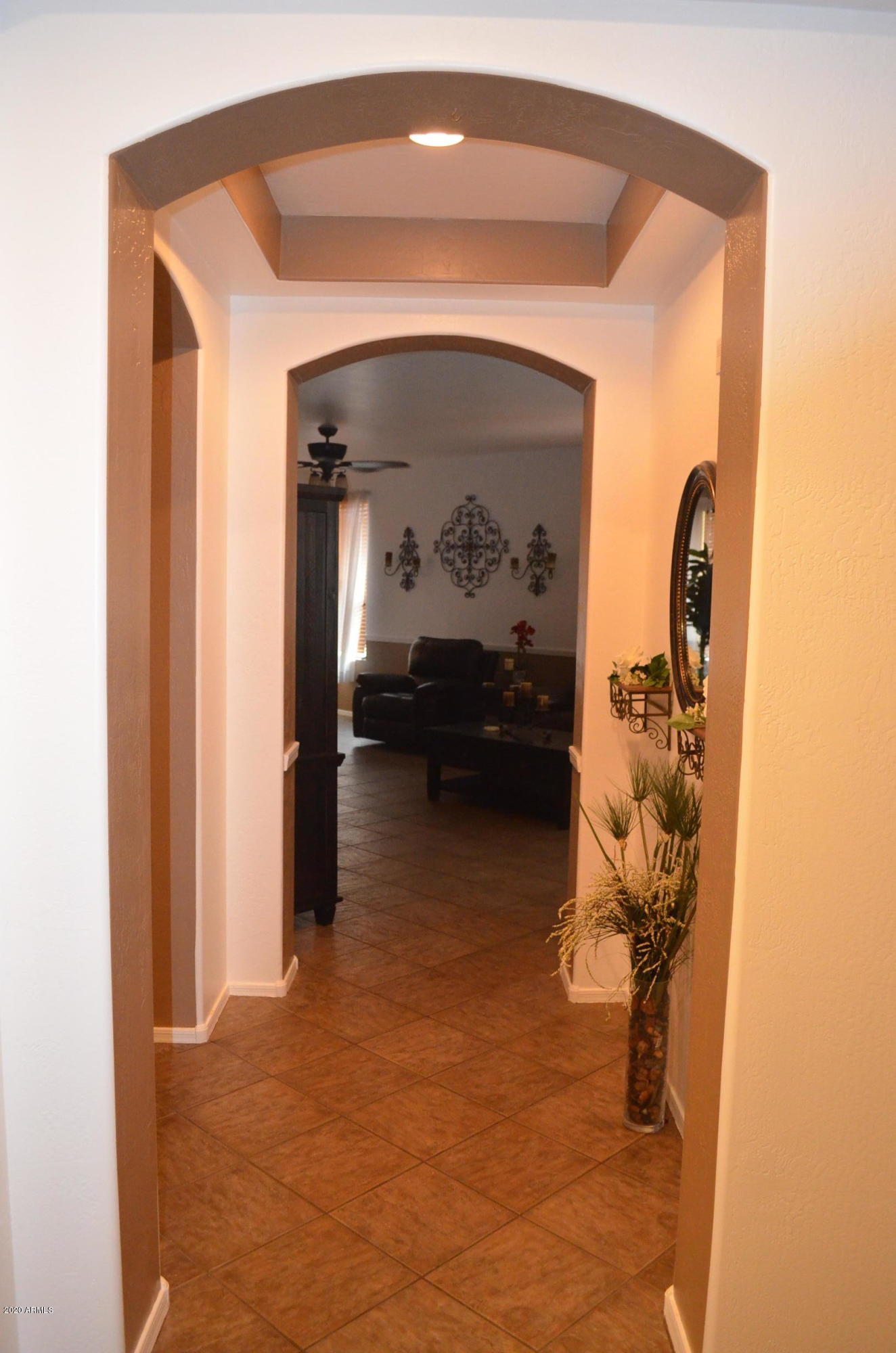 10244 West Cordes Road Tolleson, AZ 85353 - Photo 3 of 24 DSC_0304