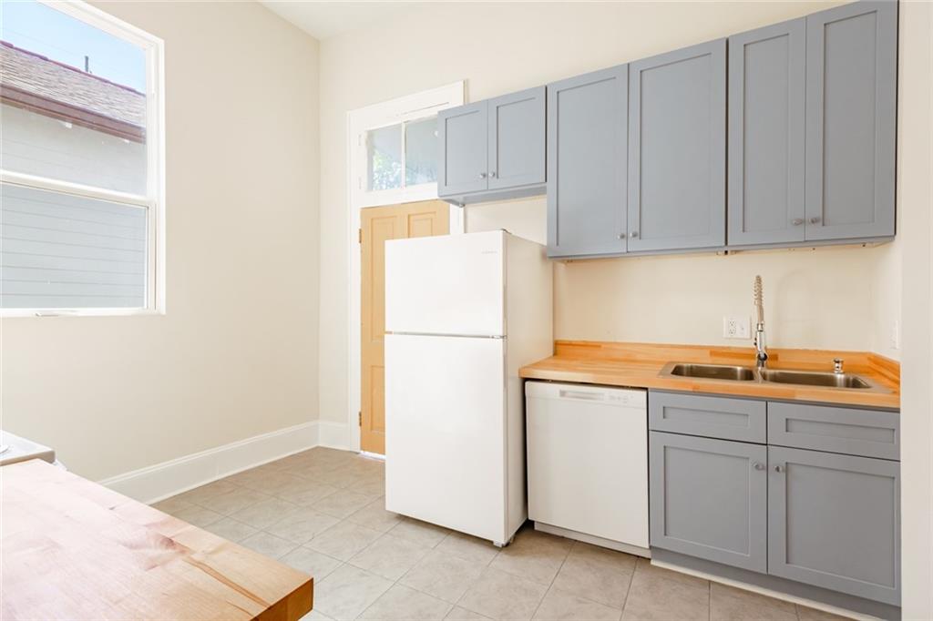 618 Valence Street New Orleans, LA 70115 - Photo 9 of 11