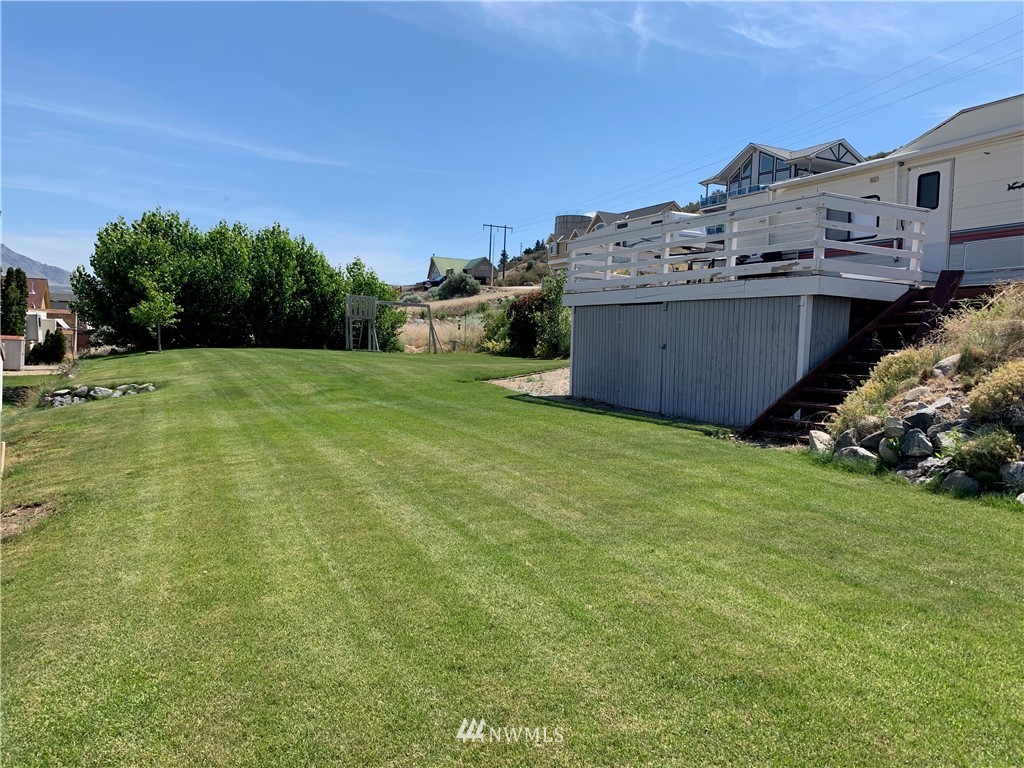 445 Entiat Place Orondo, WA 98843 - Photo 2 of 14