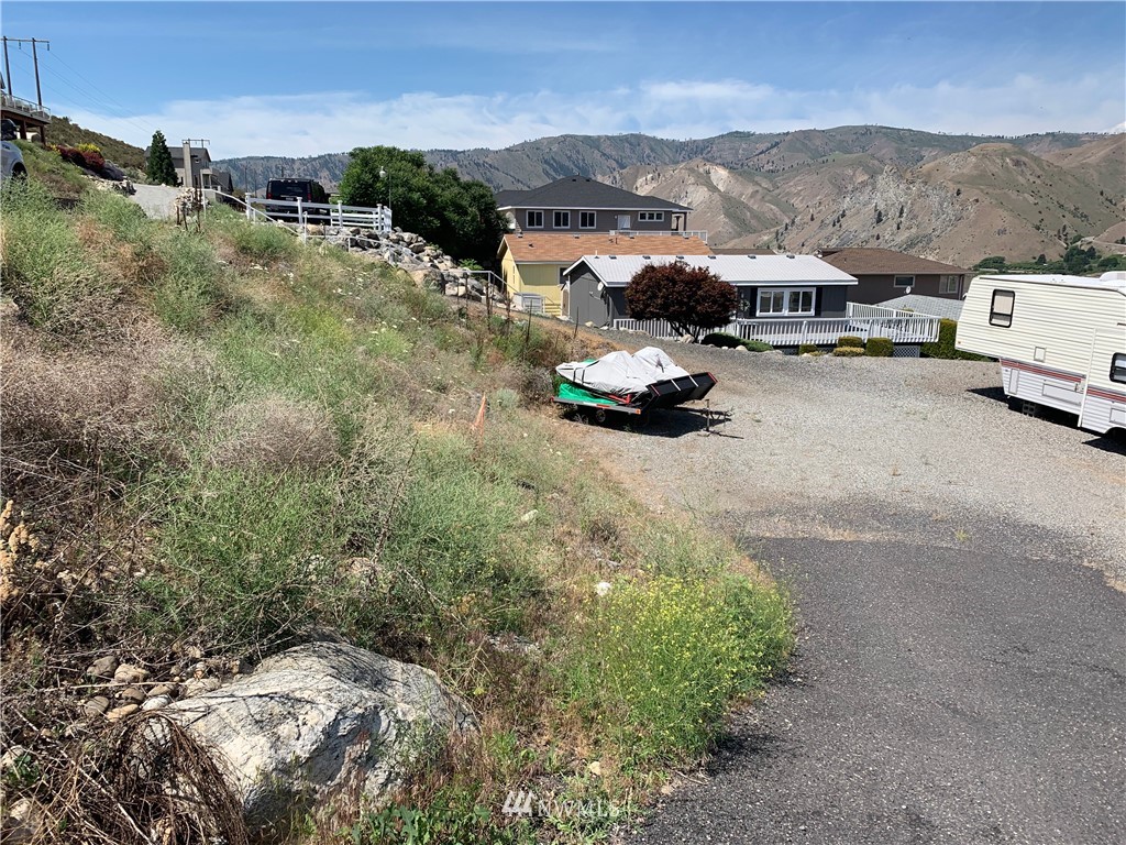 445 Entiat Place Orondo, WA 98843 - Photo 8 of 14